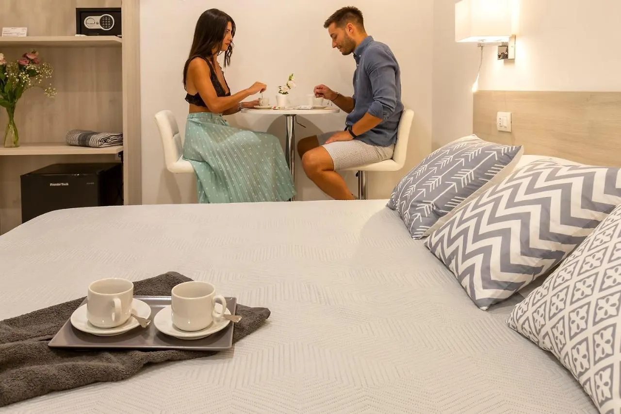Hotel Atteros Alghero 2*,